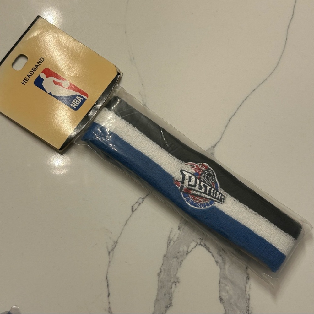 Vtg 90s NEW For Bare Feet Detroit Pistons NBA Headband